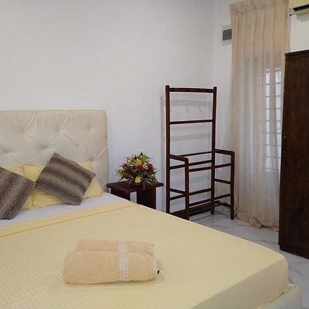 Living Home ネゴンボ 部屋 写真