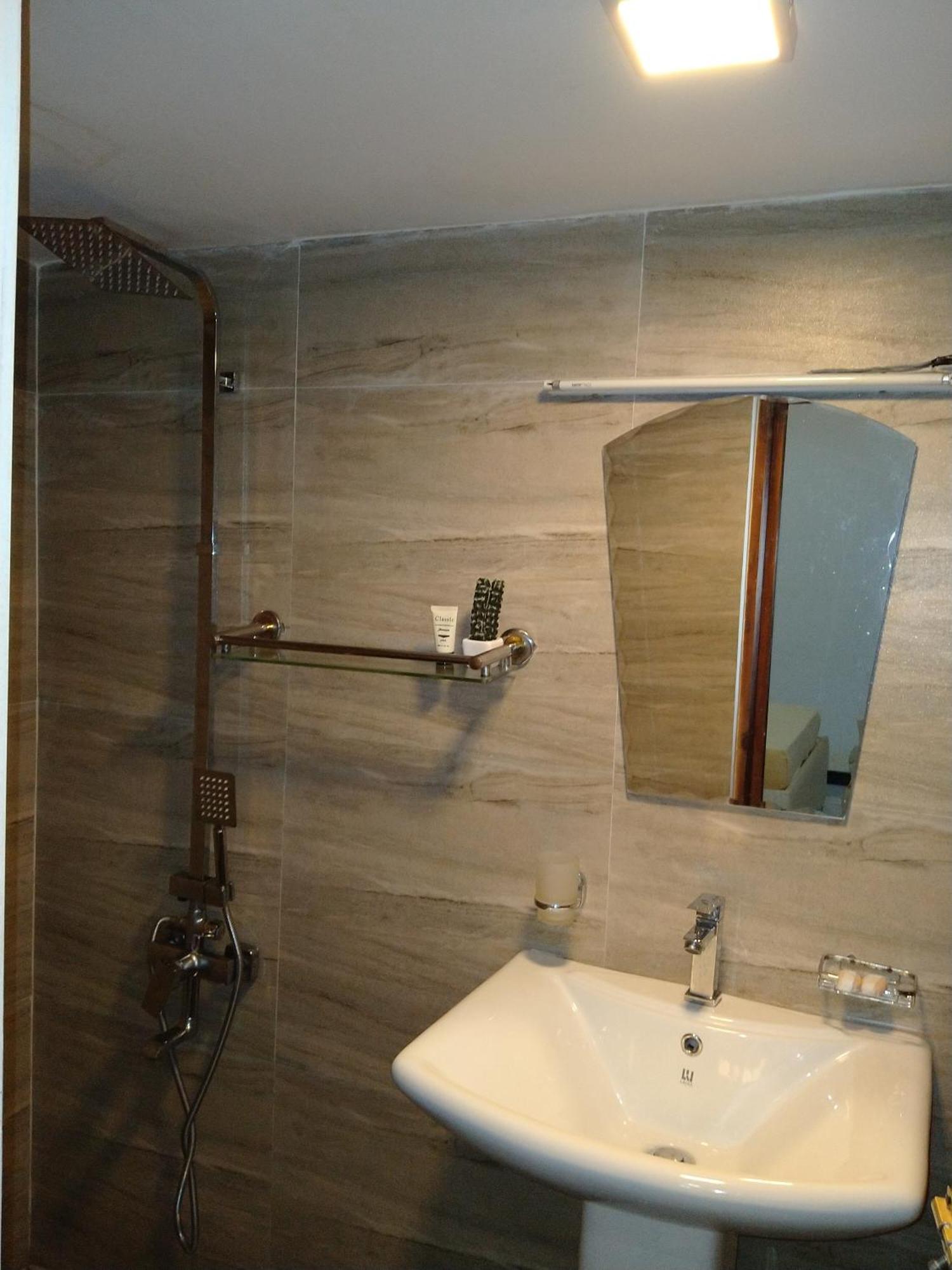 Living Home ネゴンボ 部屋 写真